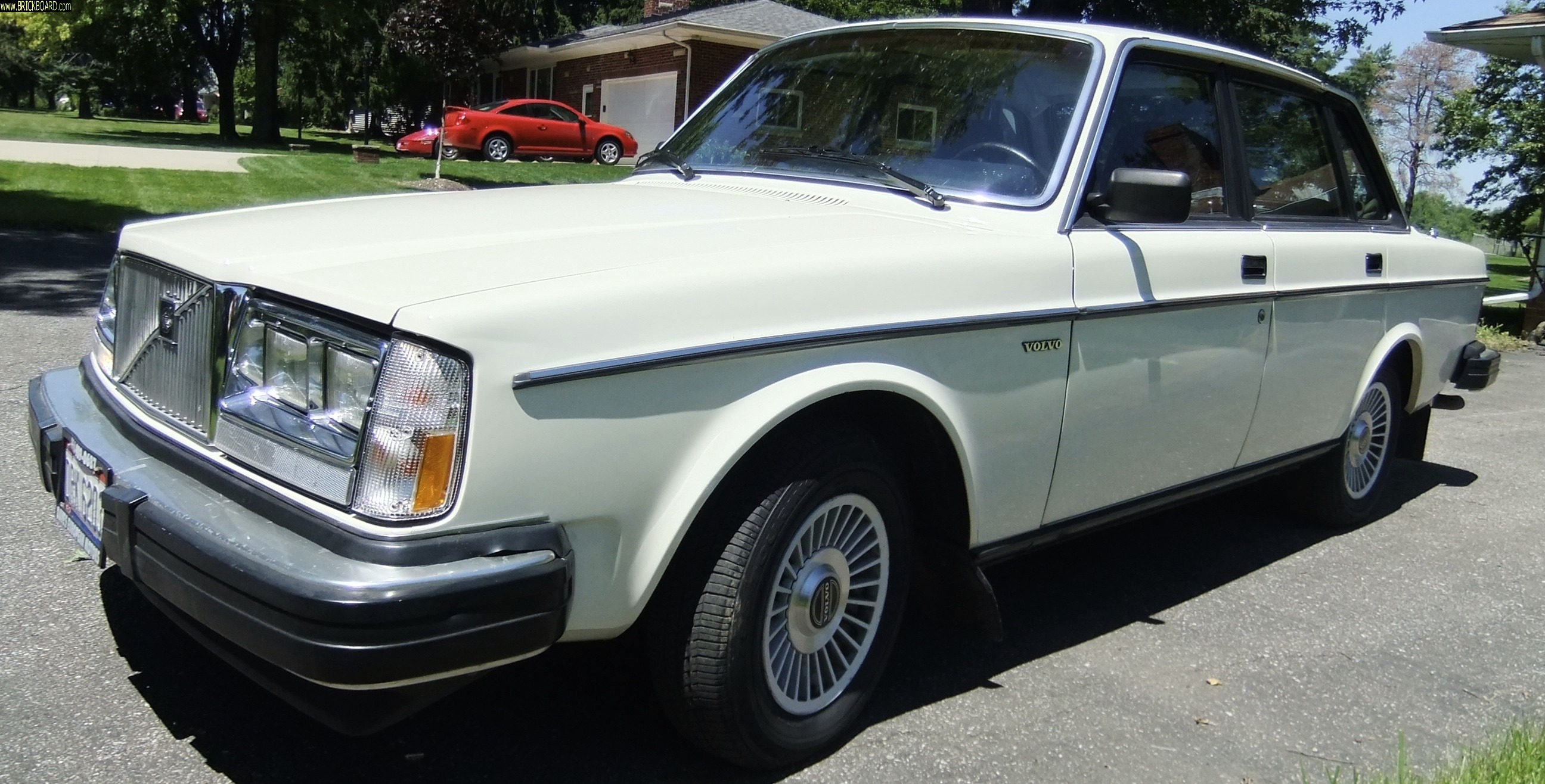 Volvo 200 -- 1982 Volvo 240 GT 2.1L 4-Door Sedan